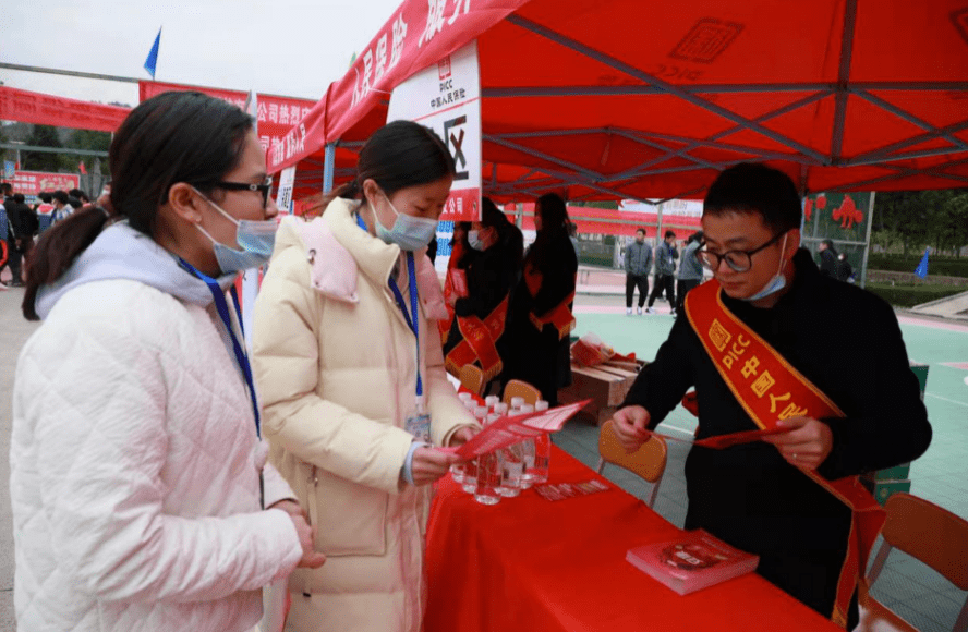 2024年汽车香水行业产业链供需布局及未来市场竞争趋势_人保服务,人保财险政银保 