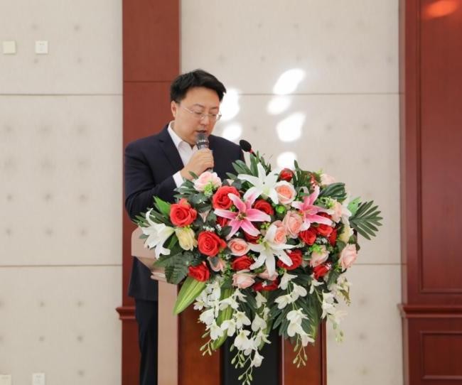 人保财险政银保 ,人保服务_2025年科技服务行业现状与发展趋势分析