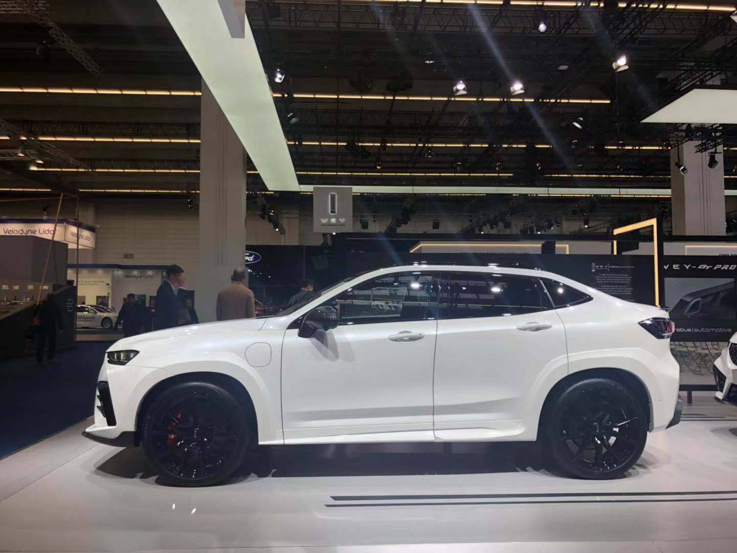 长城汽车获得实用新型专利授权:“一种挂脖风扇、副仪表板总成及车辆”