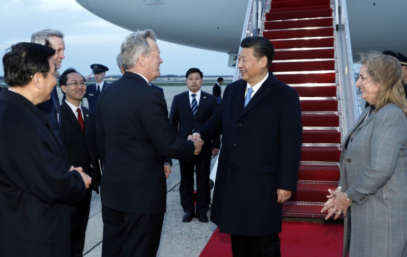 美总统特朗普签令 加快部署核反应堆测试