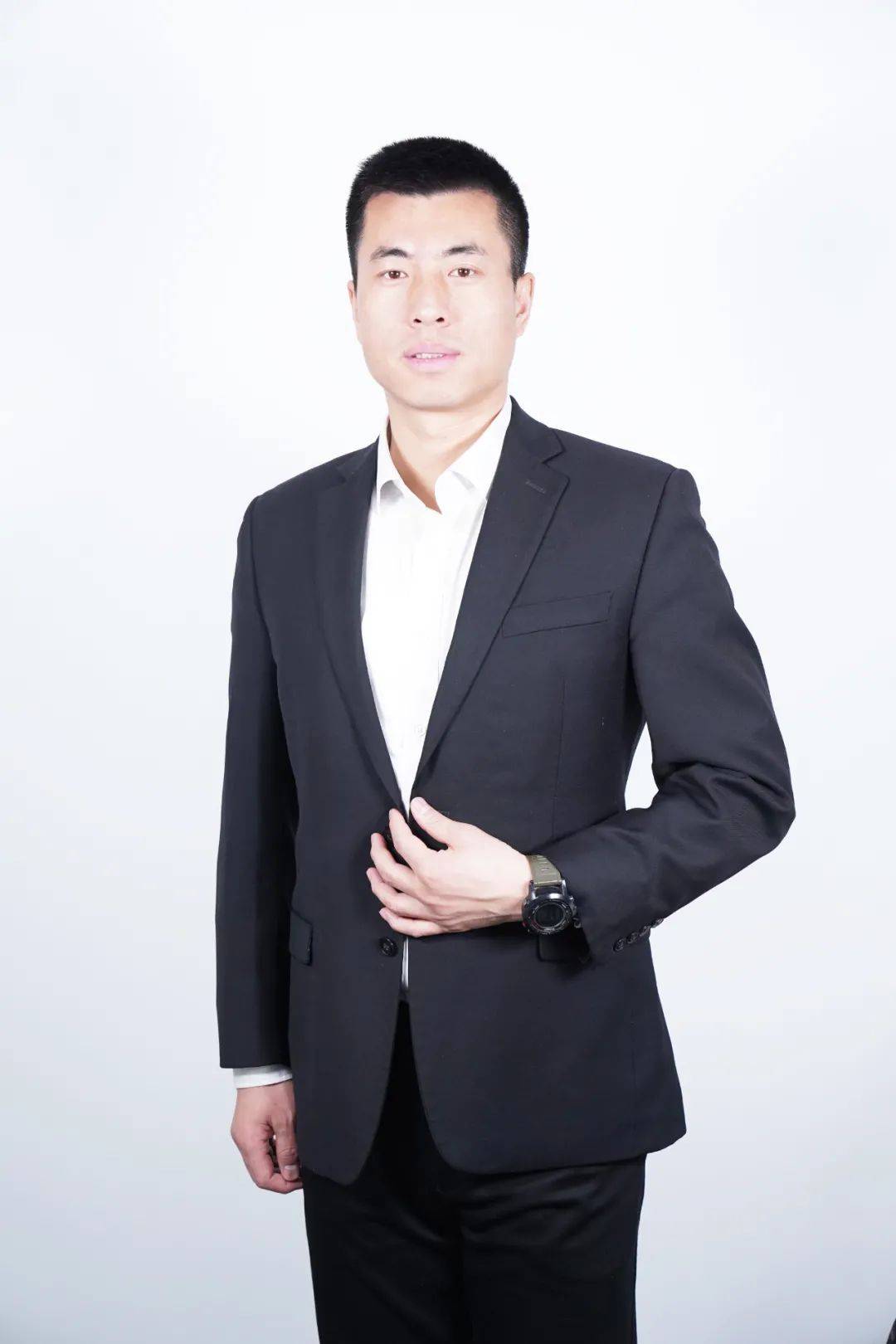 2025年西装行业现状与发展趋势分析_人保车险,人保伴您前行