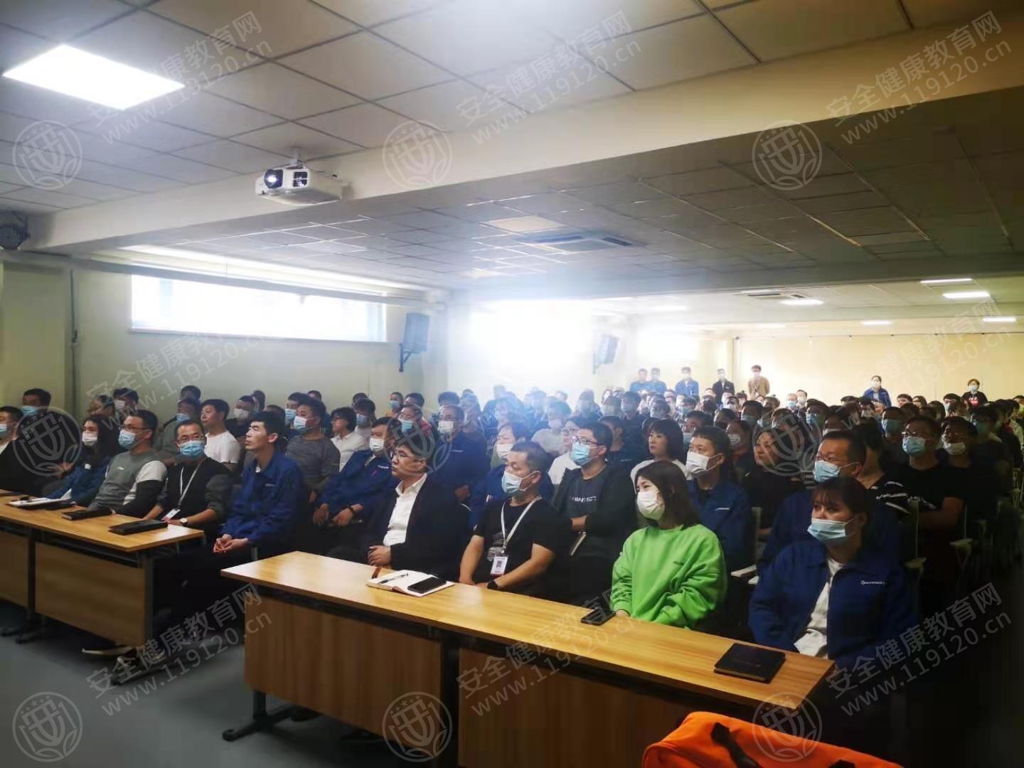 鑫宏业在常州新设光电子公司