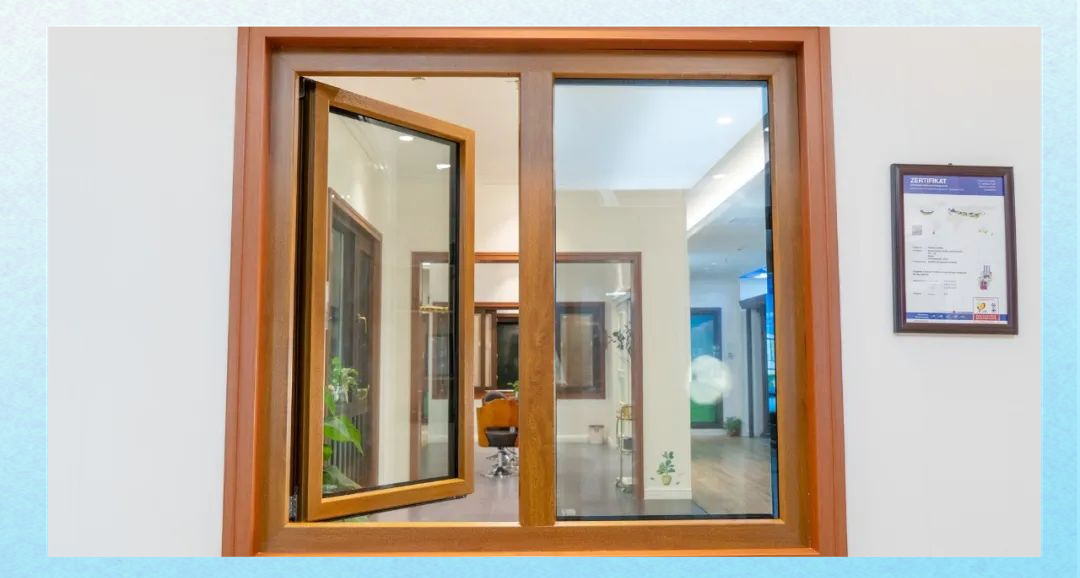 海螺新材获得实用新型专利授权：“一种保温隔音提升推拉门”