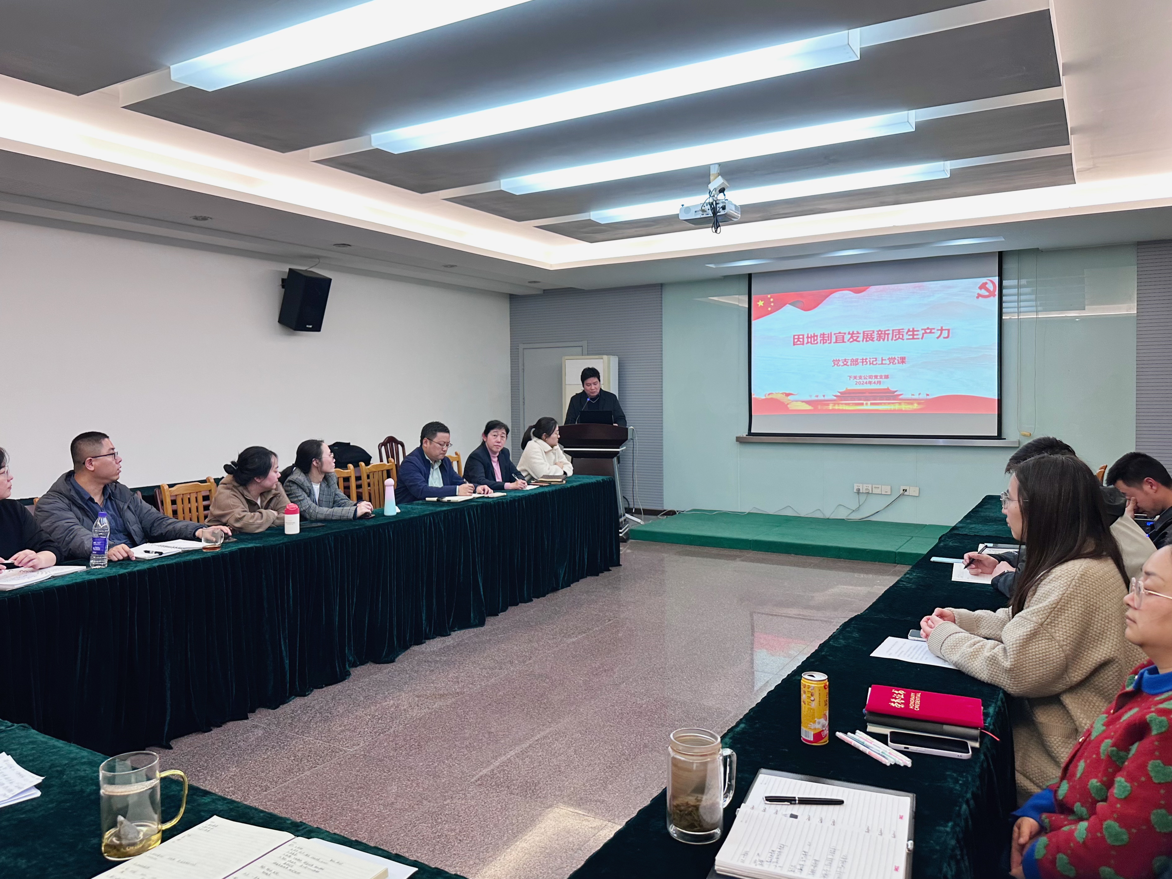 保险有温度,人保护你周全_2025年研学旅行行业现状与发展趋势分析