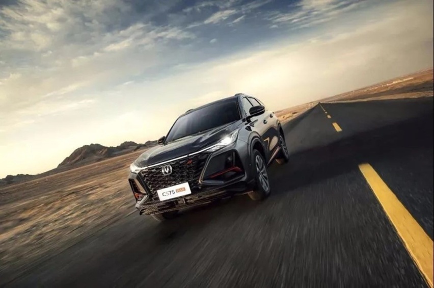 长安汽车获得发明专利授权：“用于自动换道时对转向灯的控制方法、装置、车辆及介质”