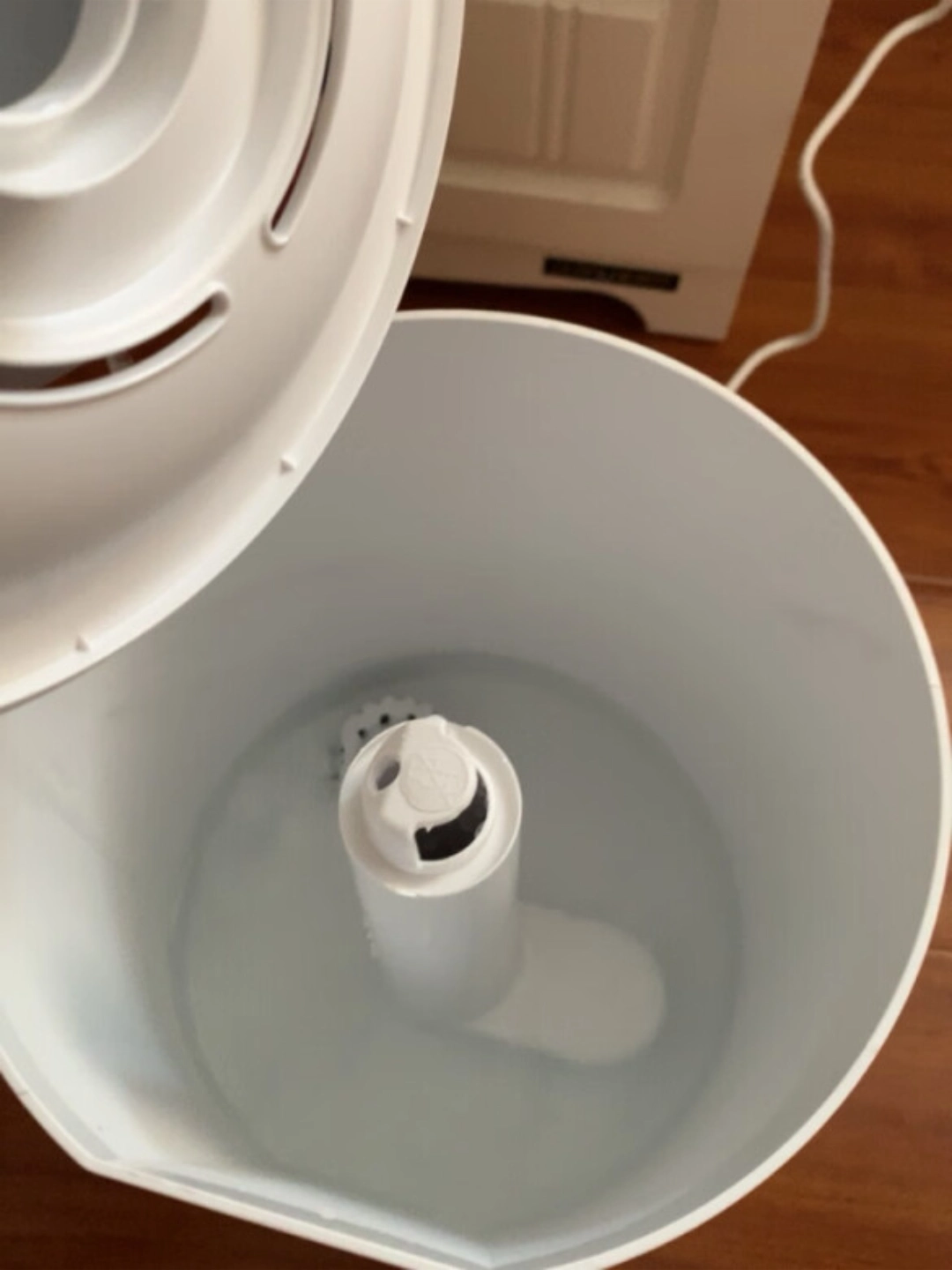 格力电器获得发明专利授权：“加湿器”