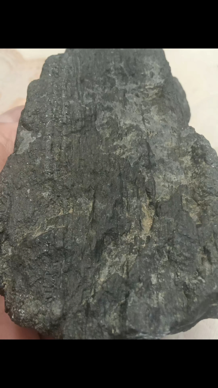 研究揭示福后星族或是高铁球粒陨石“太空母体”