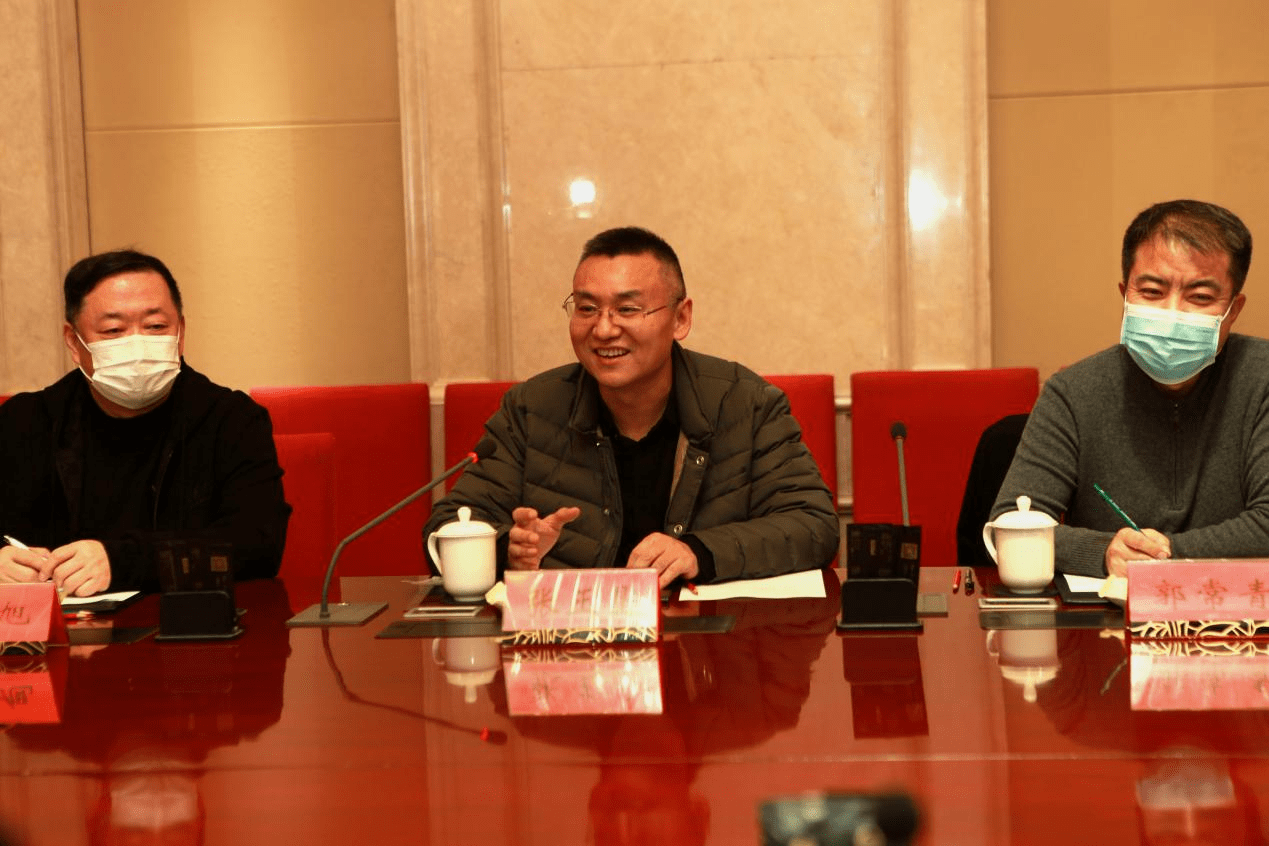 中国石油集团董事长戴厚良会见塞内加尔能源、石油和矿产部长