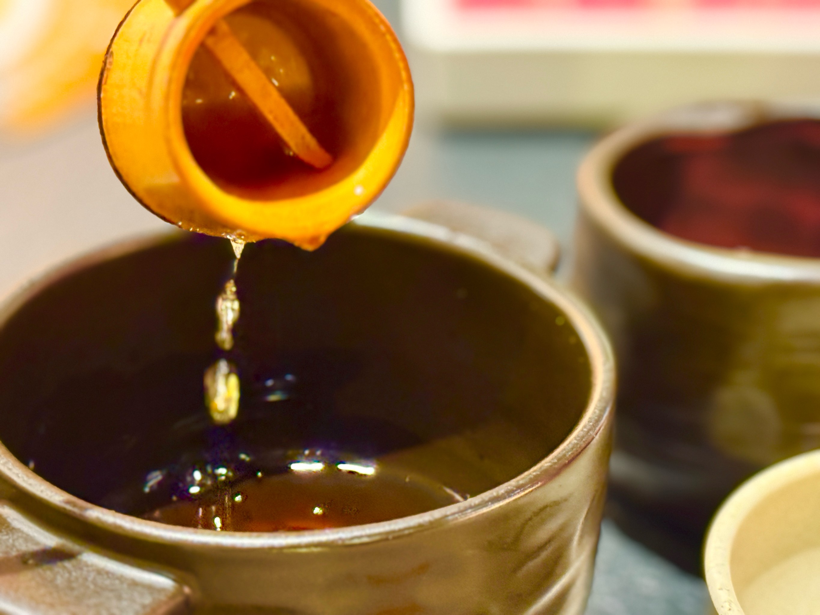 保险有温度,人保有温度_2025年中国火锅料行业市场:地域特色受瞩目,酸汤火锅成黑马