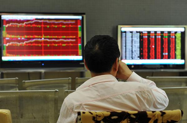 德恩精工高管李锡云减持12.67万股，减持金额238.7万元