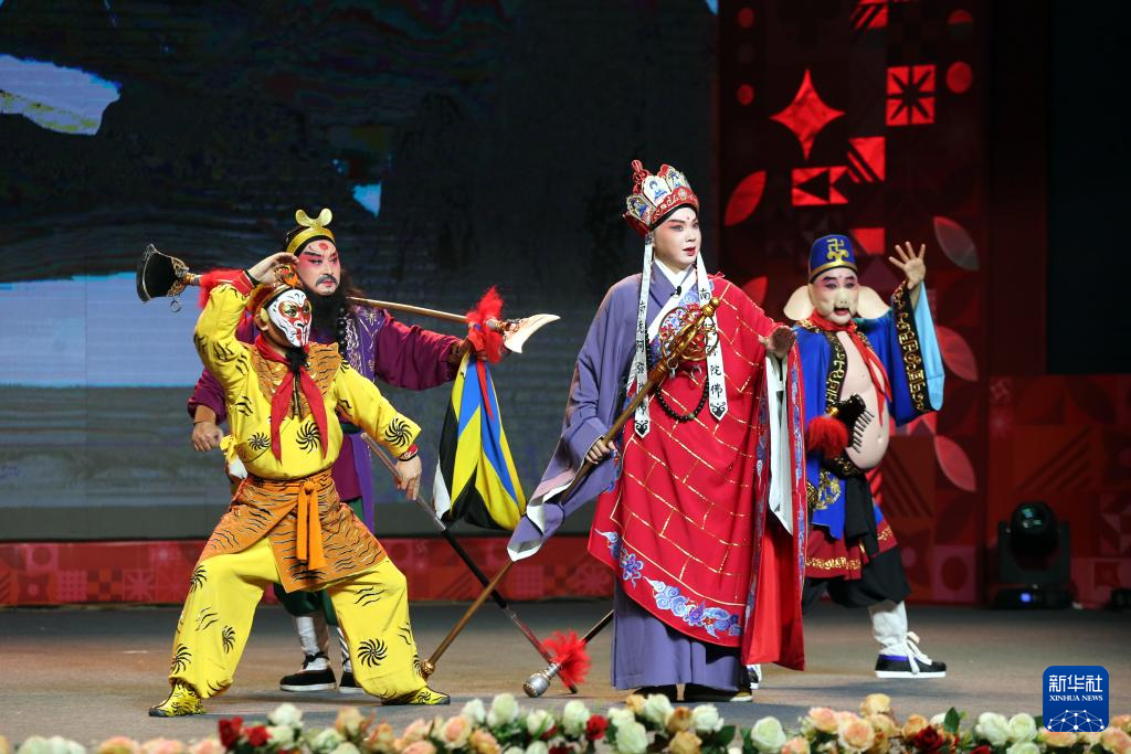 婺剧亮相巴西侨界“欢庆中秋”活动