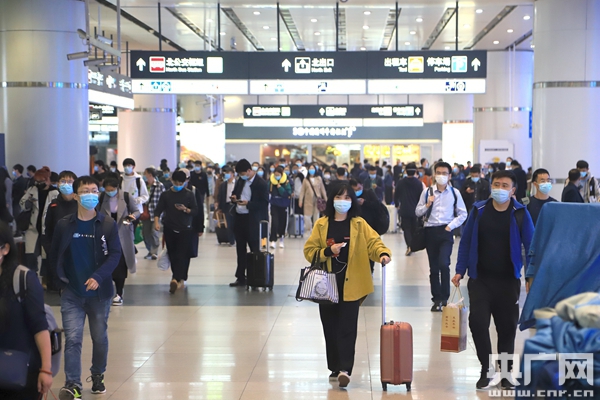 国庆中秋假期第五天全国道路交通总体平稳