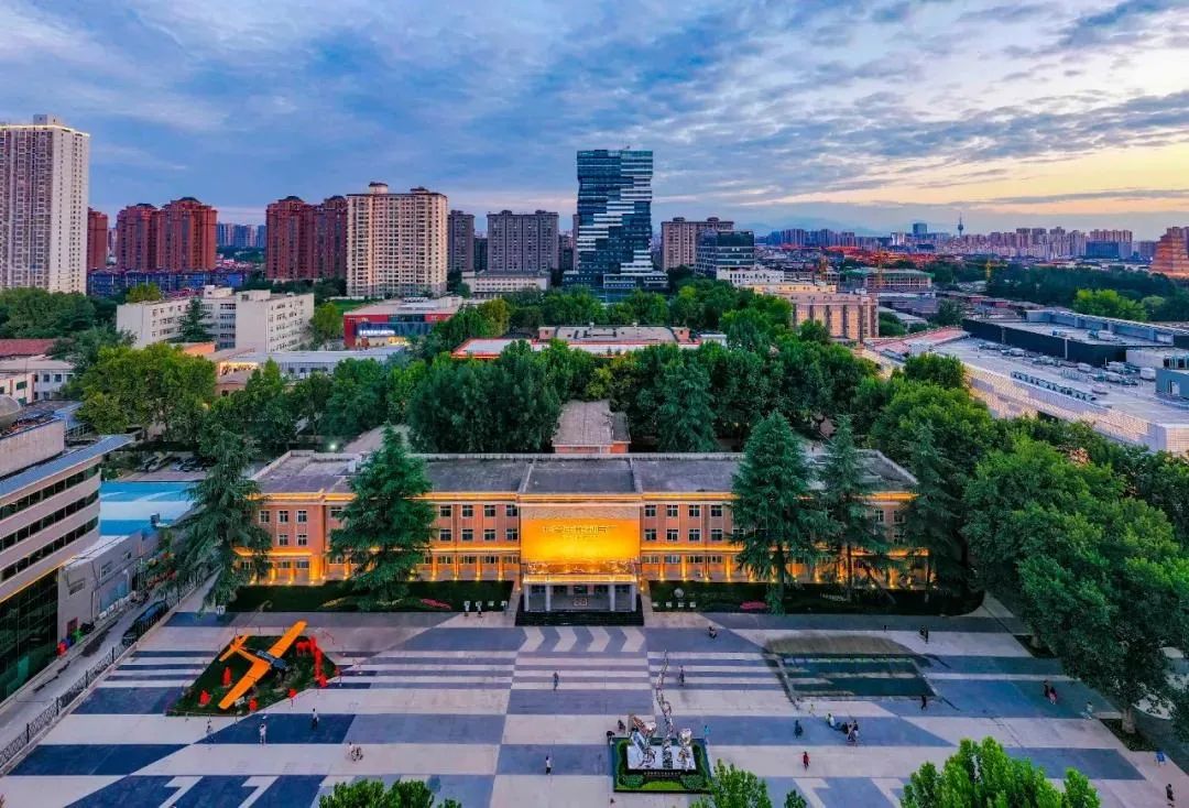 住房城乡建设部副部长秦海翔：已在70多个城市开展了历史建筑保护利用试点