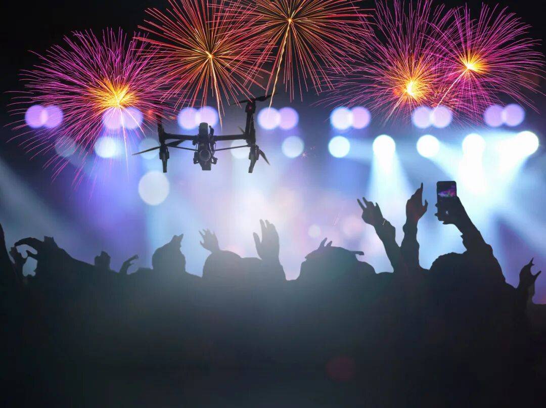 千机科技以无人机赋能经典IP,助力上海国际光影节打造“吴淞口空中剧场”