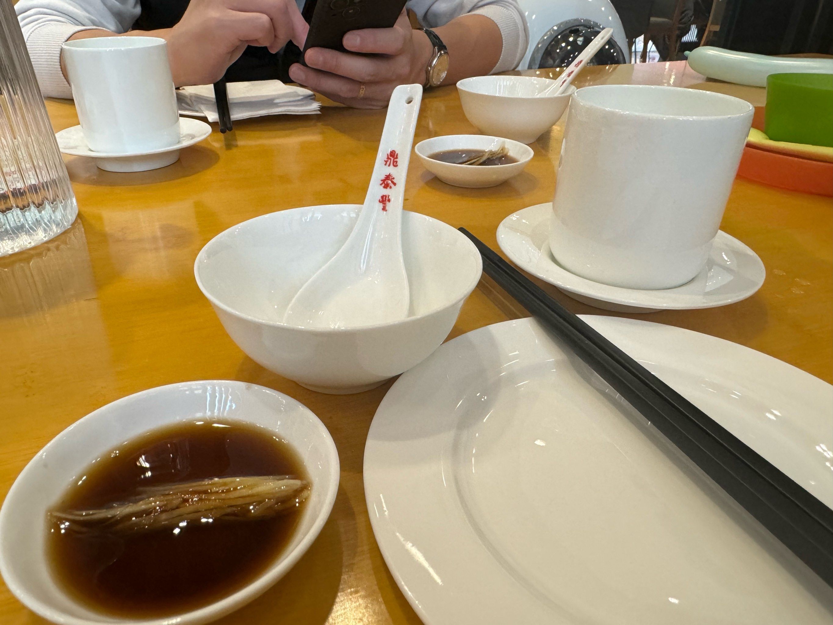 米其林小笼包到底还香不香？鼎泰丰宣告明年重回北京市场后，又宣布将关闭微信商城