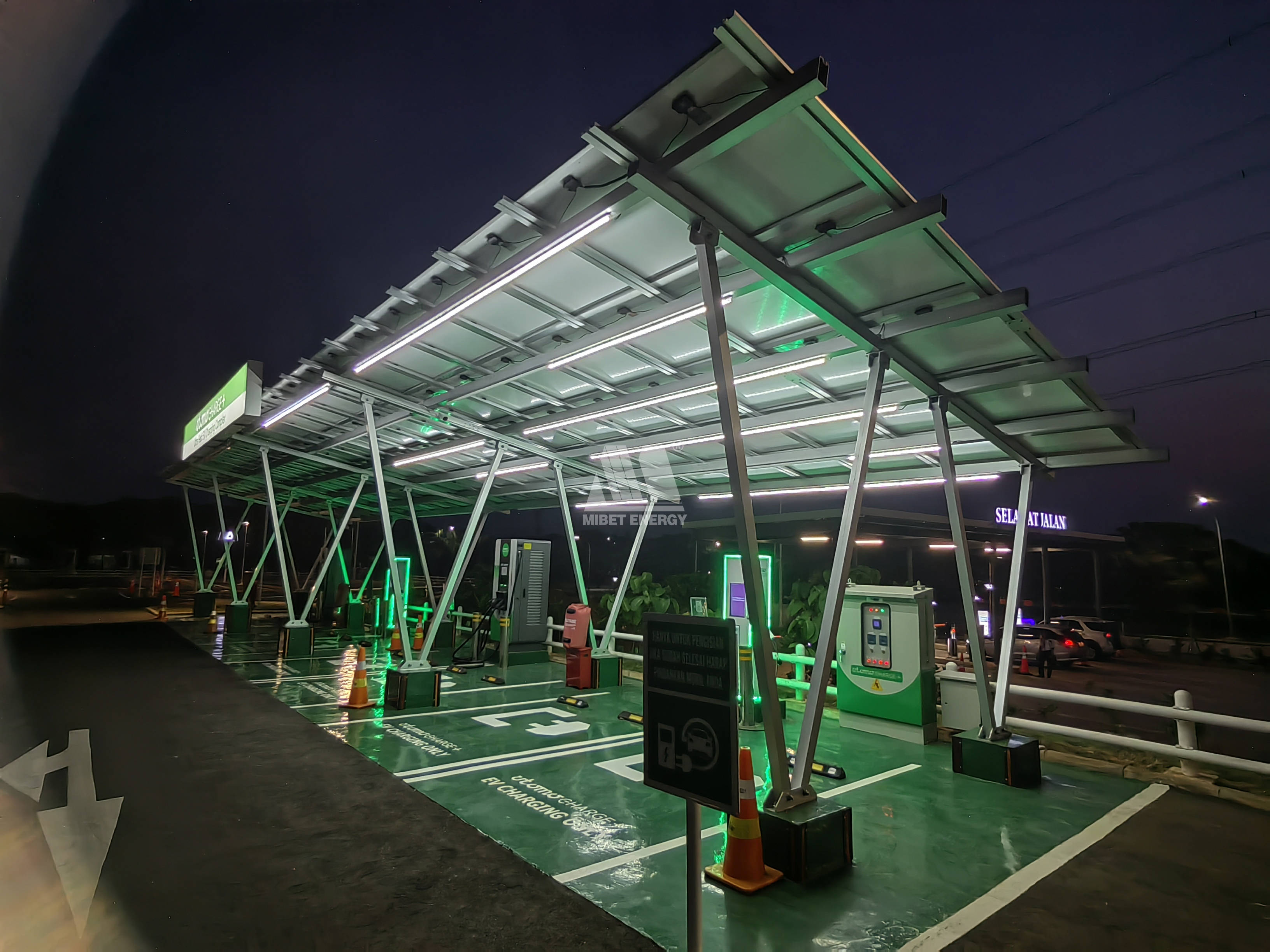 10月23日深 赛 格涨停:深圳本地股,创投,BIPV概念概念热股