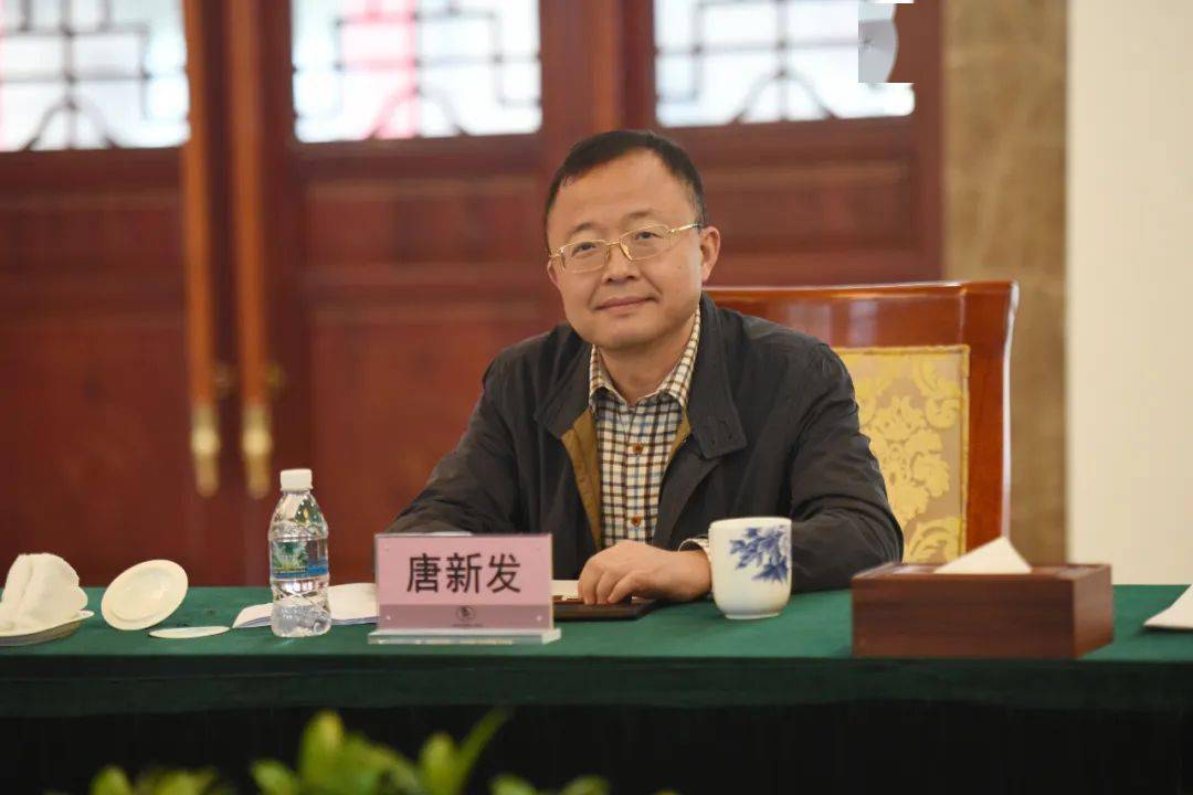 奥特佳：10月31日召开董事会会议