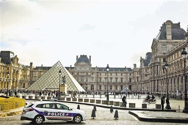 法国卢浮宫盗窃案新进展：再有两名嫌疑人被起诉