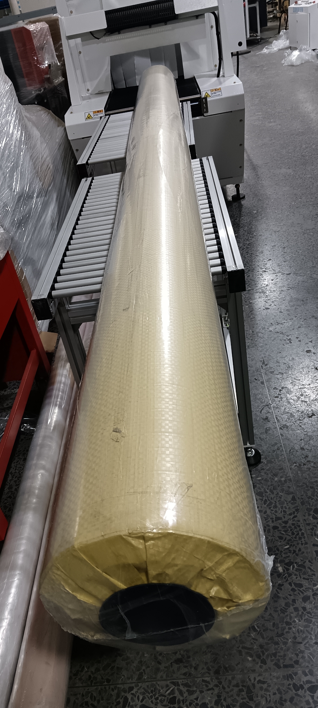 佛塑科技：薄膜产品应用于特高压输变电工程等领域