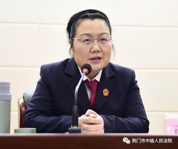 金春股份：11月10日召开董事会会议