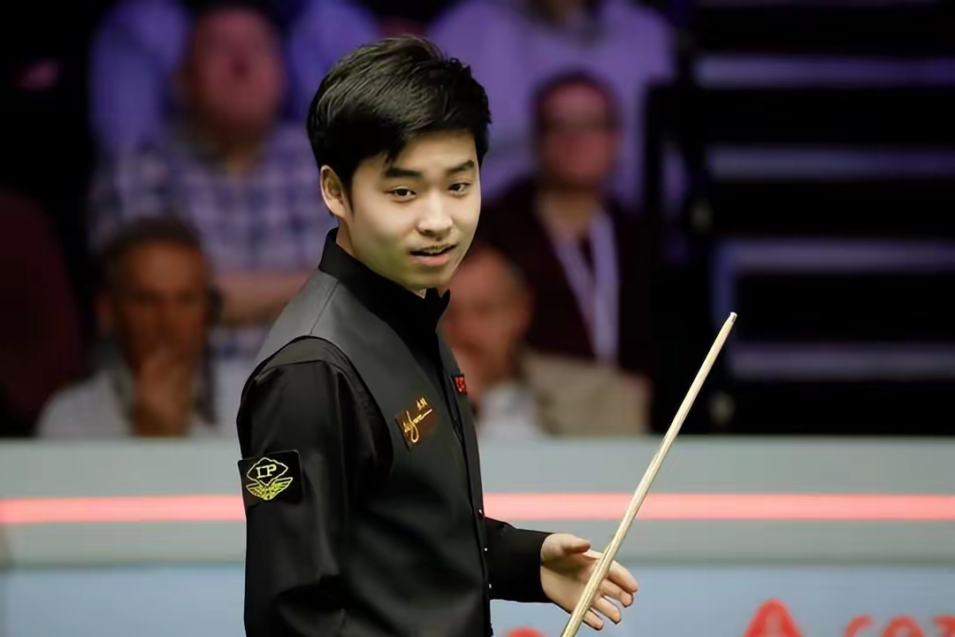 斯诺克英锦赛资格赛：吕昊天、周跃龙通关决胜轮晋级正赛