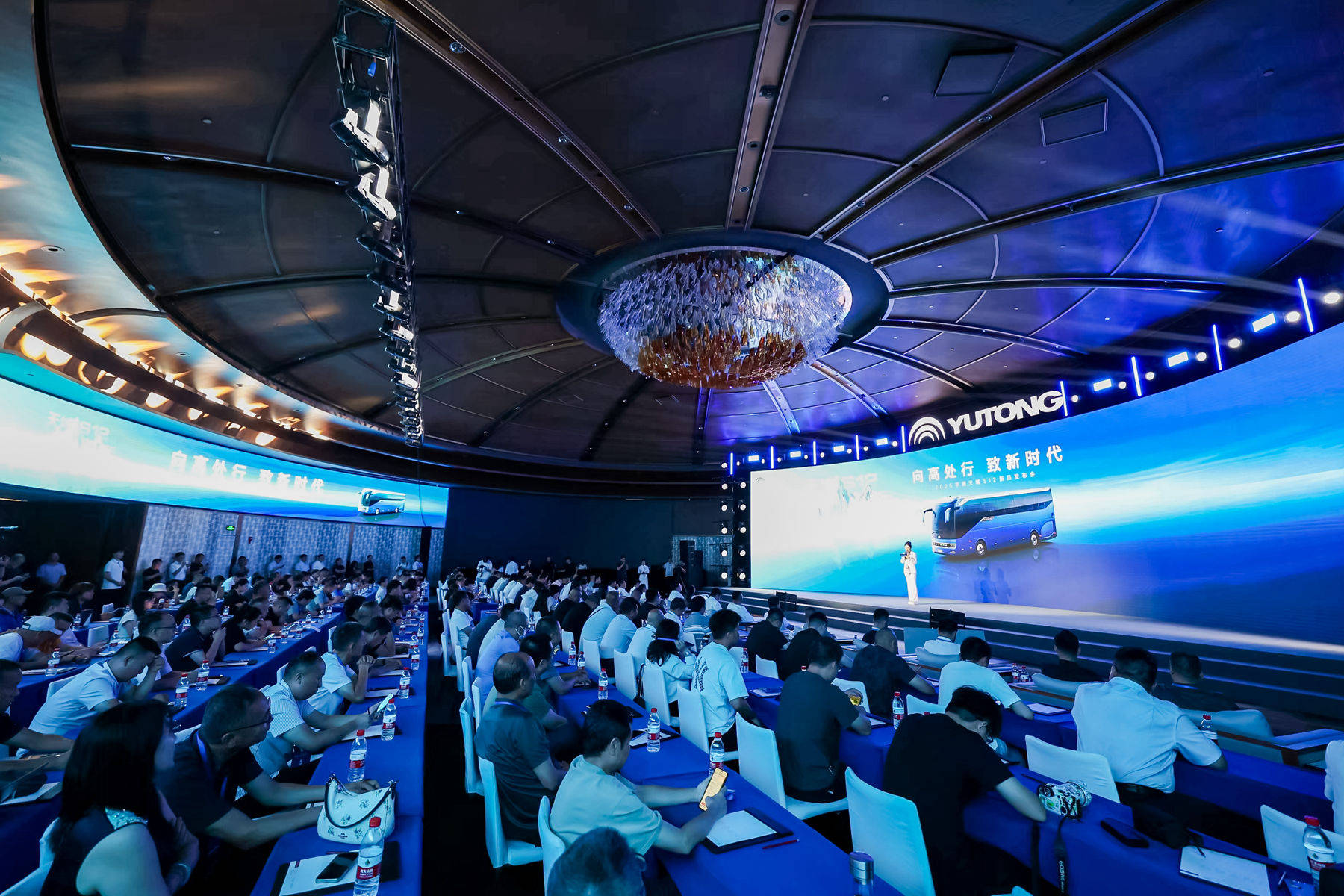 近百家企业携“黑科技”亮相雄安 上演“空天盛宴”