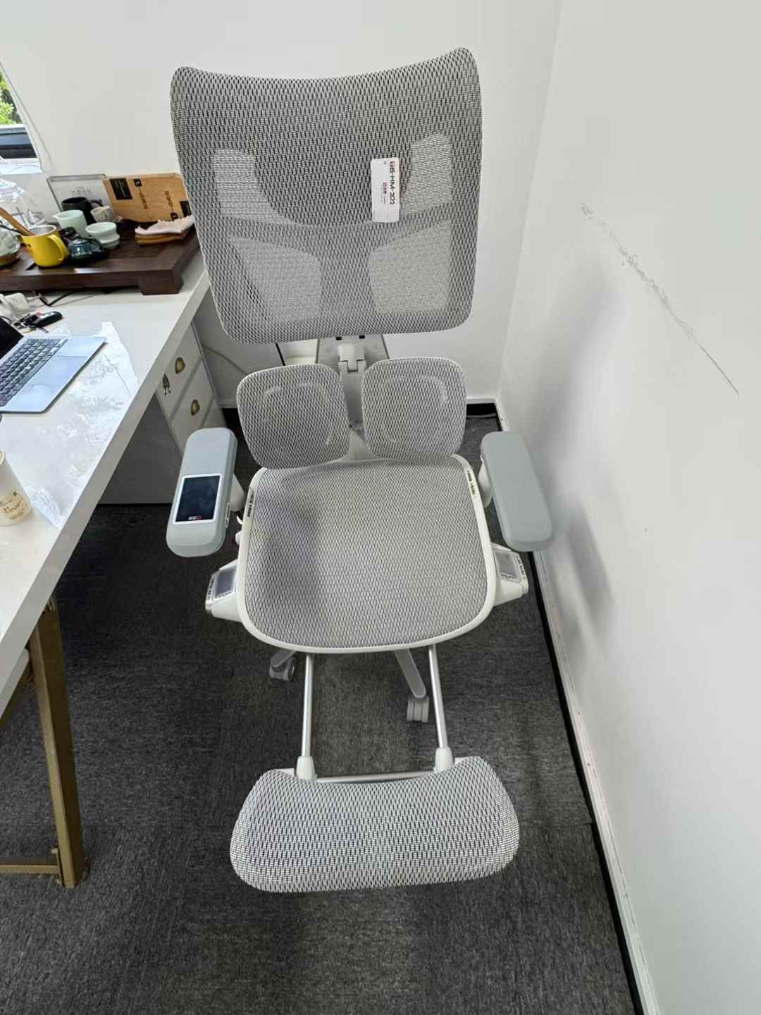 千把西昊人体工学椅入驻国家金融信息大厦，携新华网共塑“健康办公”新范式