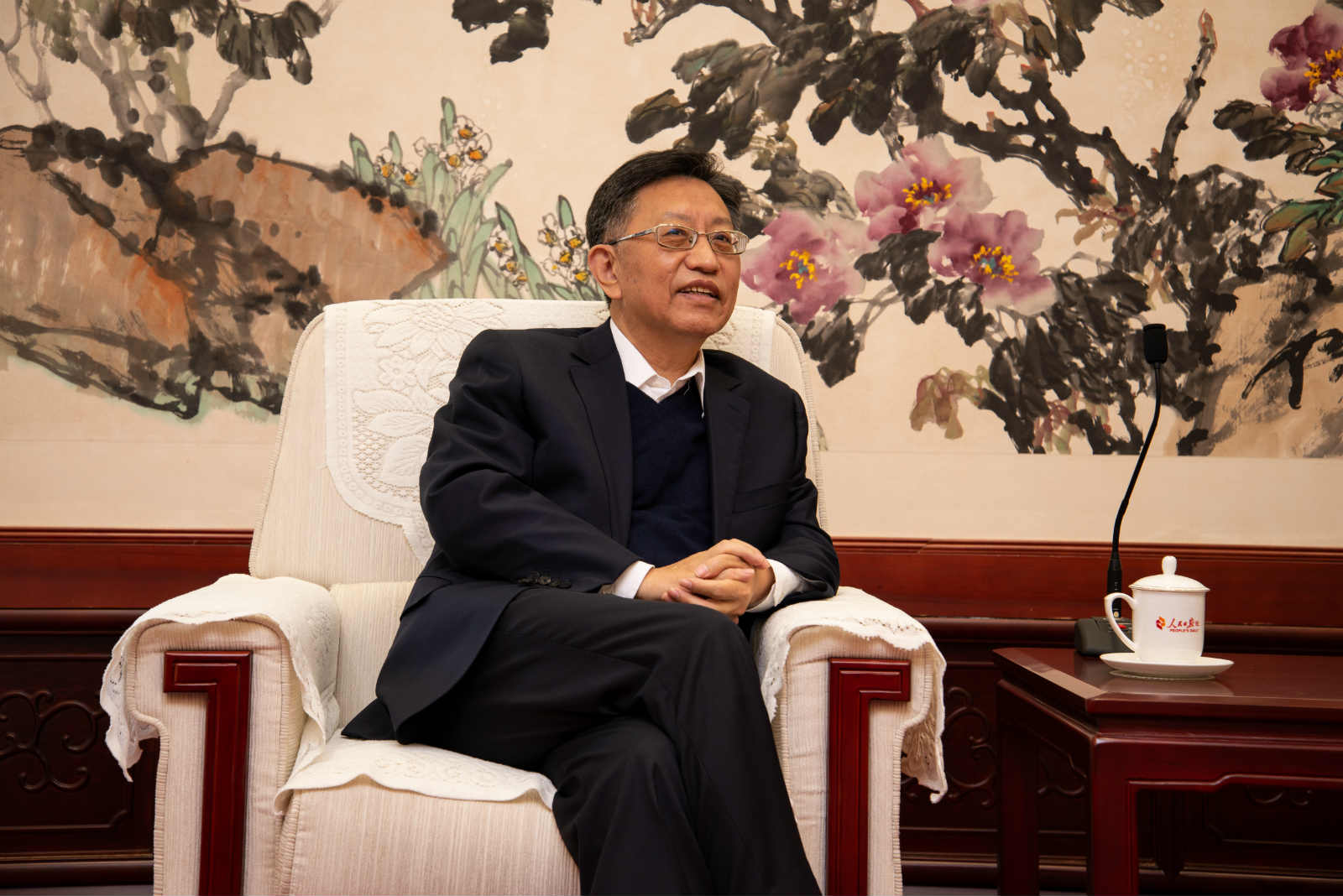 北京银行党委书记、董事长霍学文与辽宁方大集团董事局主席方威会谈交流