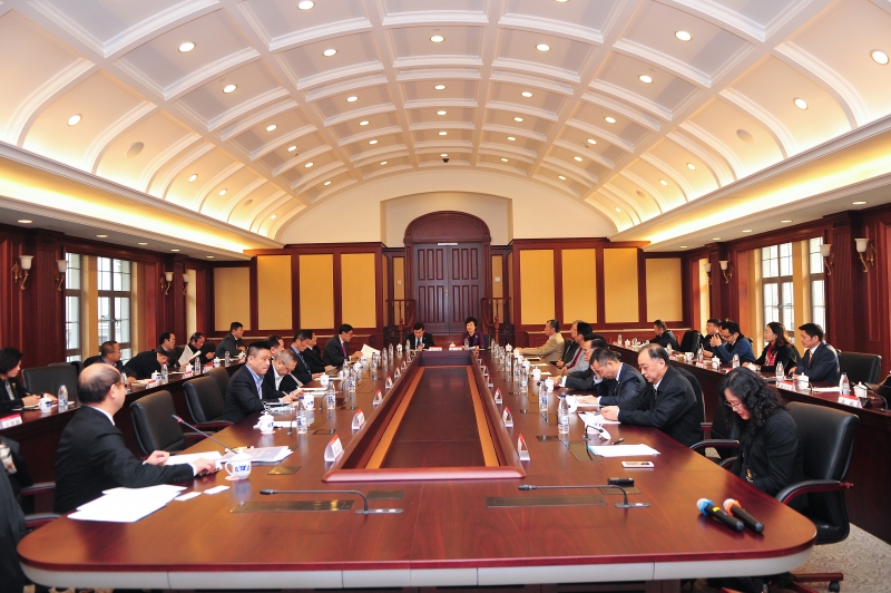 西安旅游:12月1日召开董事会会议