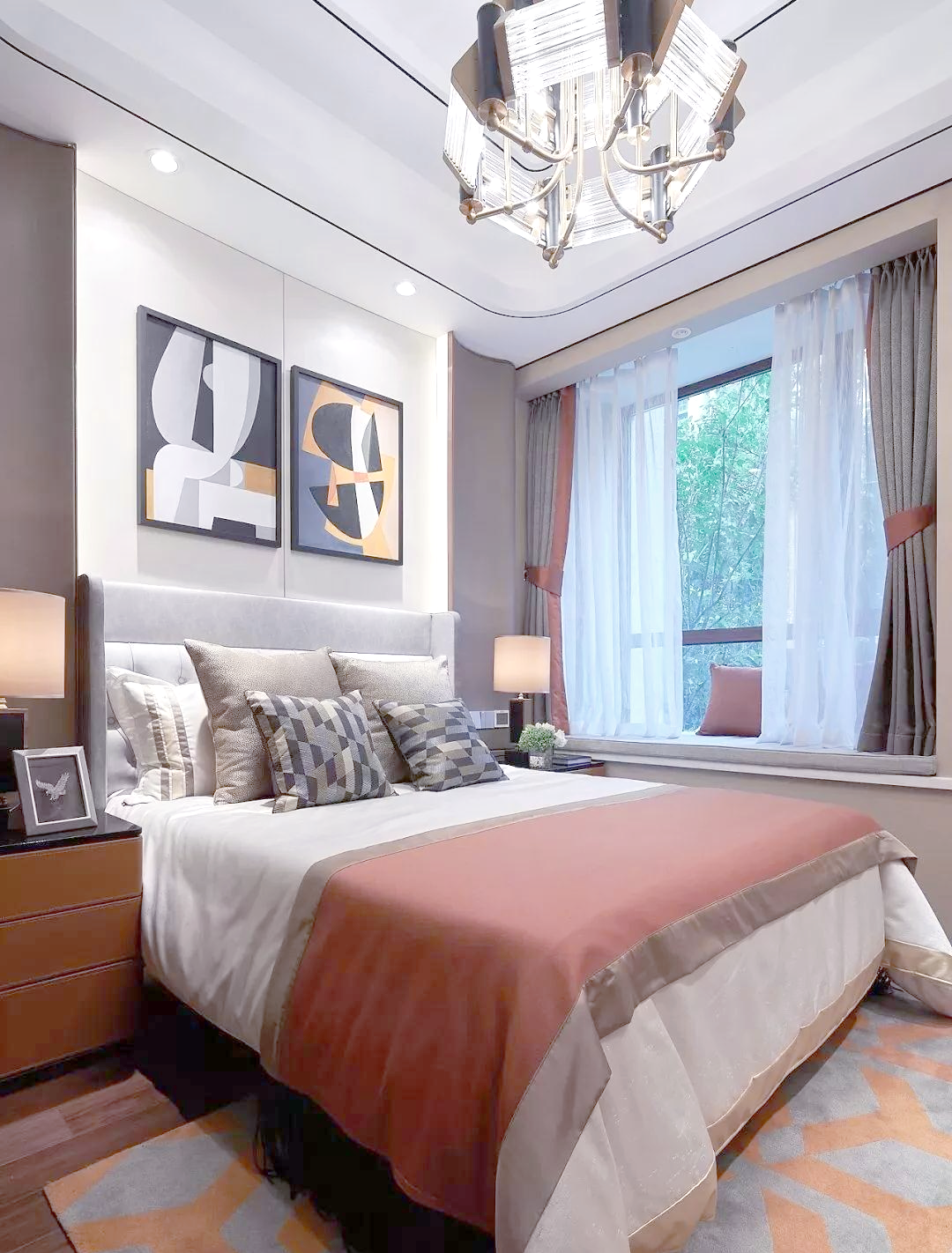 家居装饰的“风格定制”窗帘窗饰如何满足个性化家居需求?_保险有温度,人保有温度