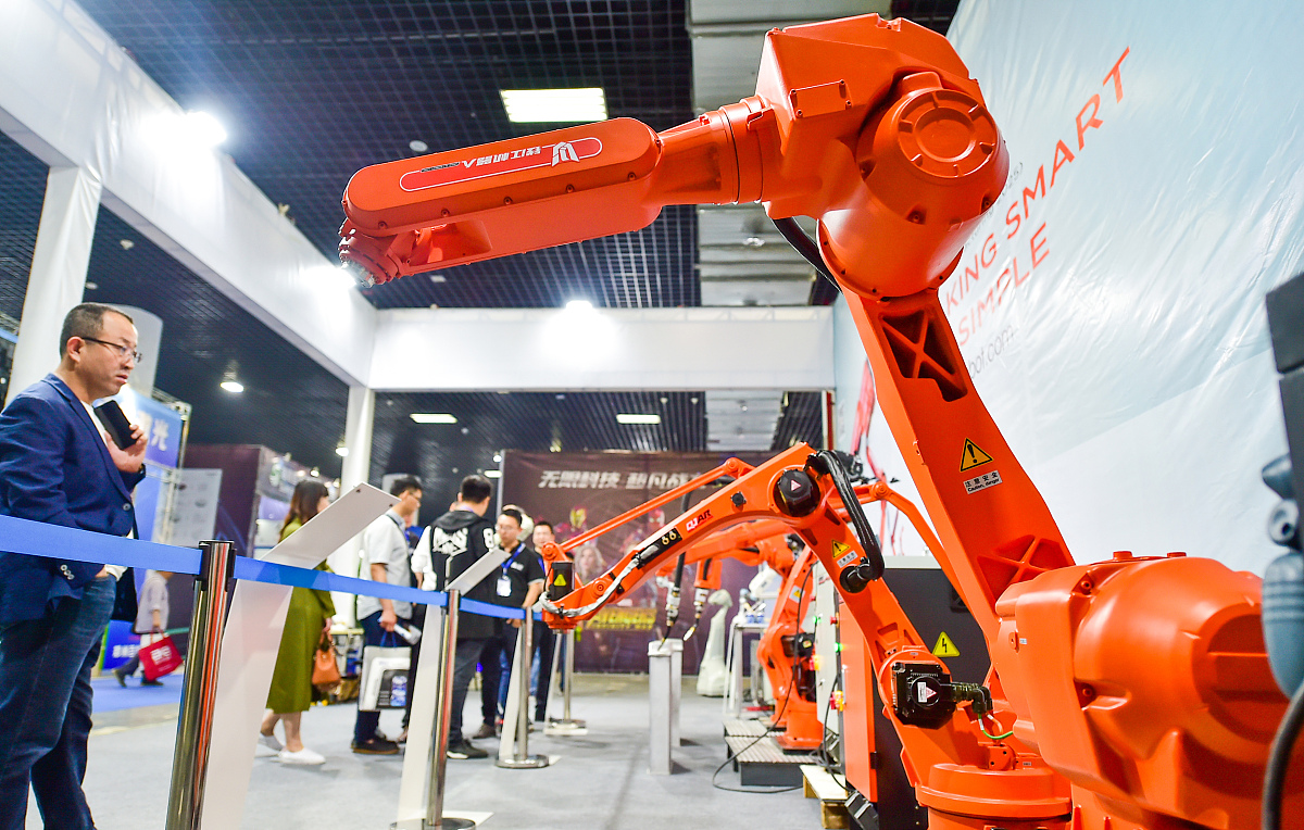 征和工业：微型链订单交付江淮创新中心灵巧手项目 具身机器人产业加速落地