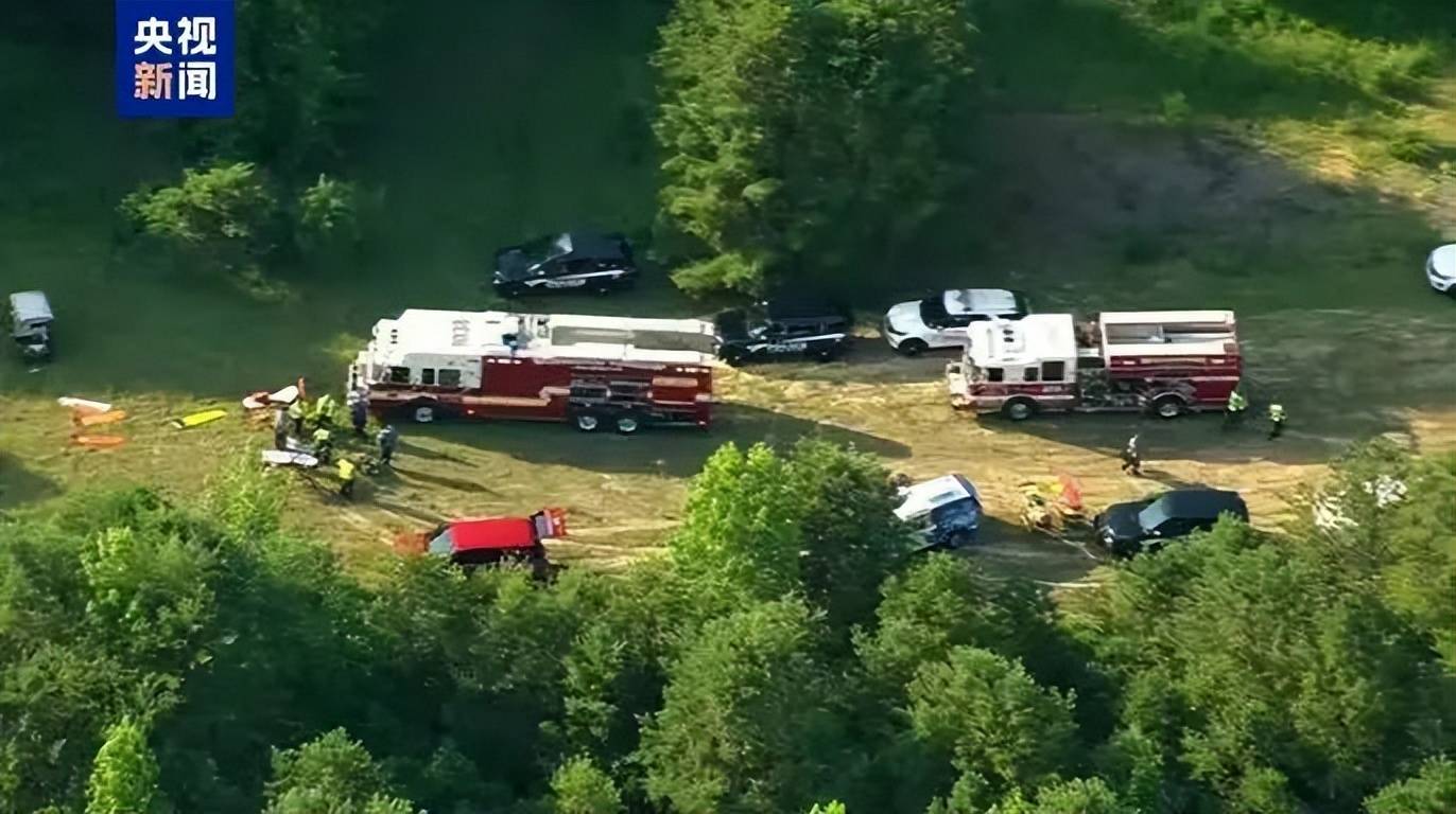 墨西哥一小型飞机坠毁致至少7人死亡