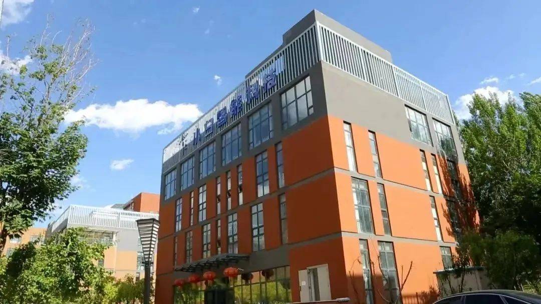 浙江杭州:鼓励企事业单位先行试用类脑智能企业新产品