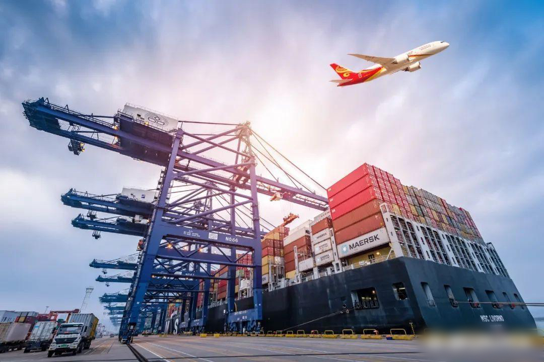 国产全货机在粤港澳大湾区机场实现首航