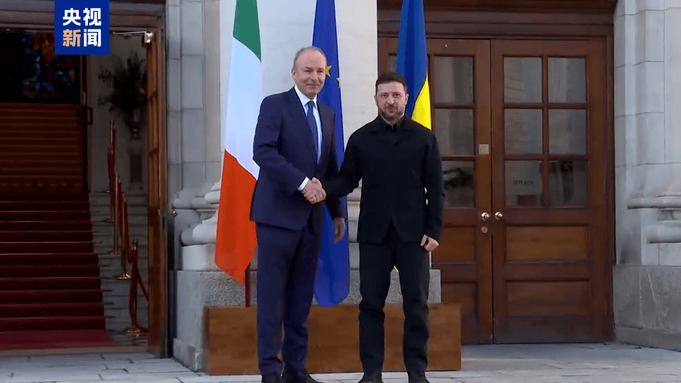 普京、泽连斯基发表新年致辞!美国与英国、法国、德国及乌官员通话!俄军:去年12月达到最高进攻速度