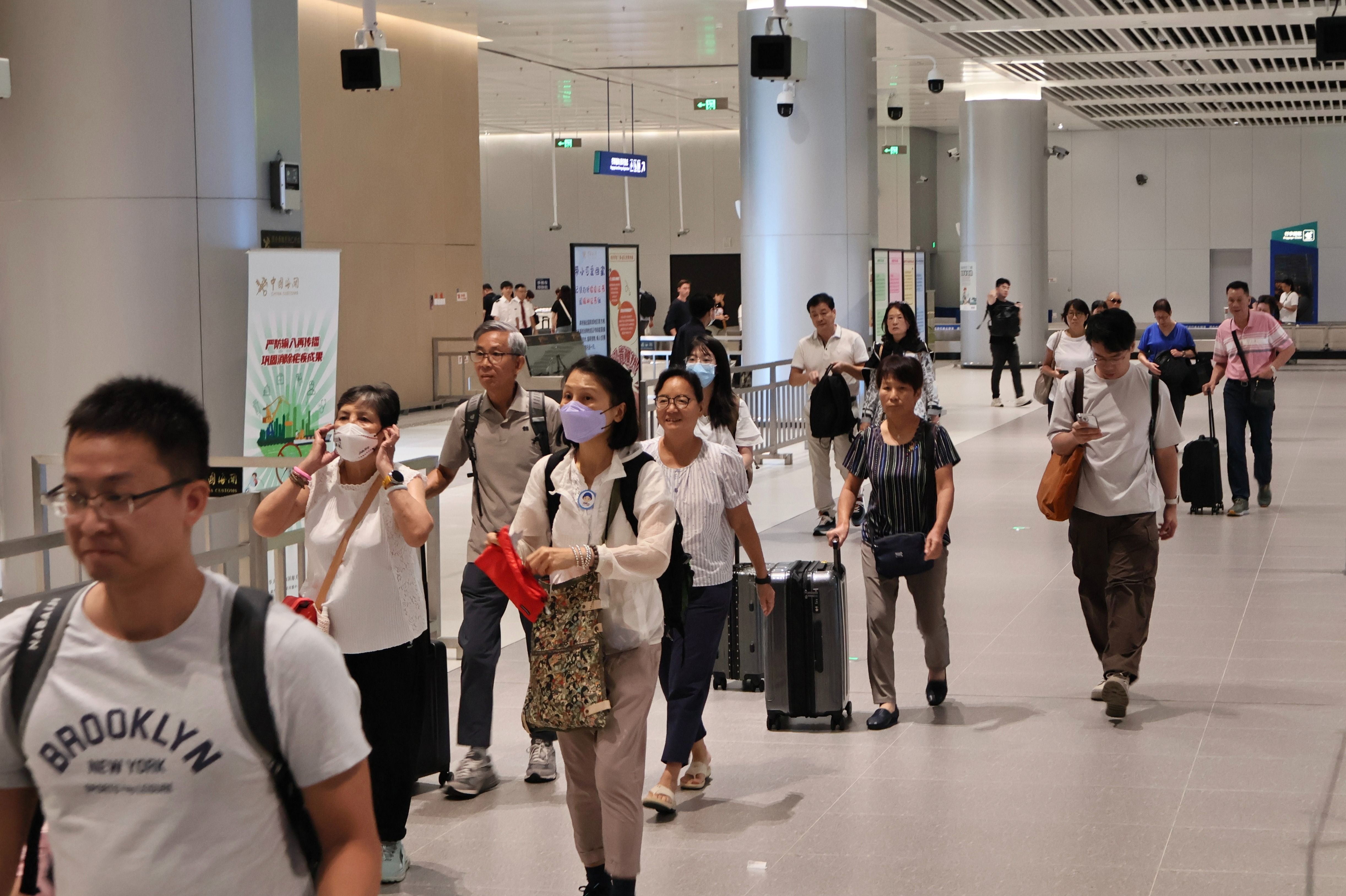 元旦期间成都航空口岸出入境人员达4.9万余人次