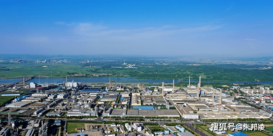 吉林碳谷现2笔大宗交易 总成交金额4403.36万元