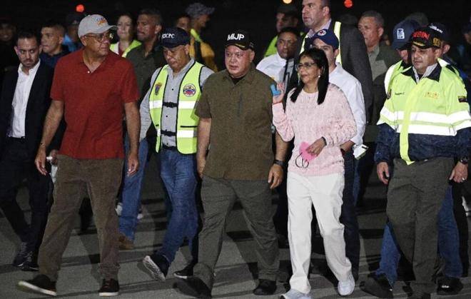 委内政部长：委内瑞拉决不投降！