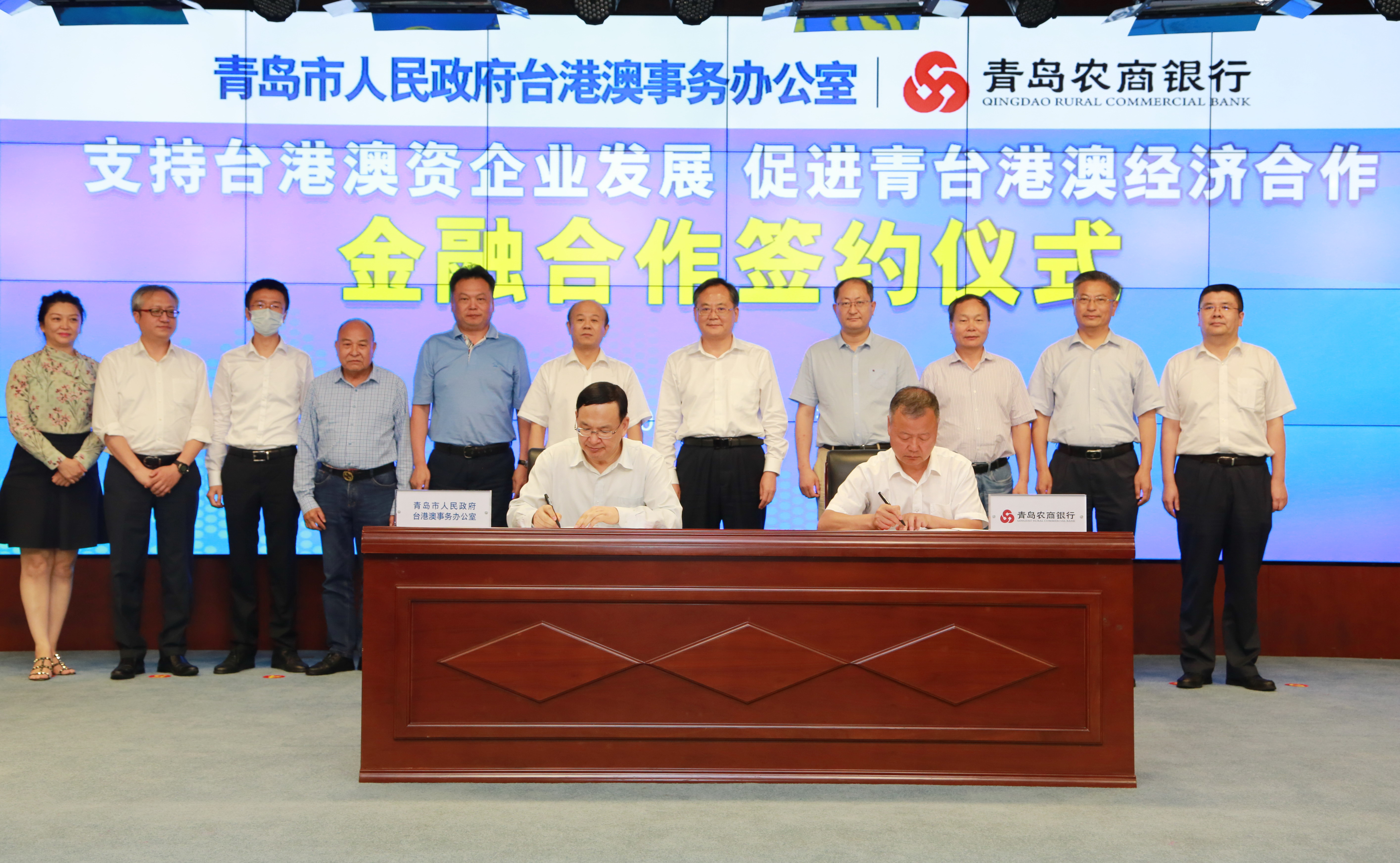 央行金融研究所所长丁志杰：部分长期资本仍沉淀在银行体系 优化金融结构大力发展资本市场