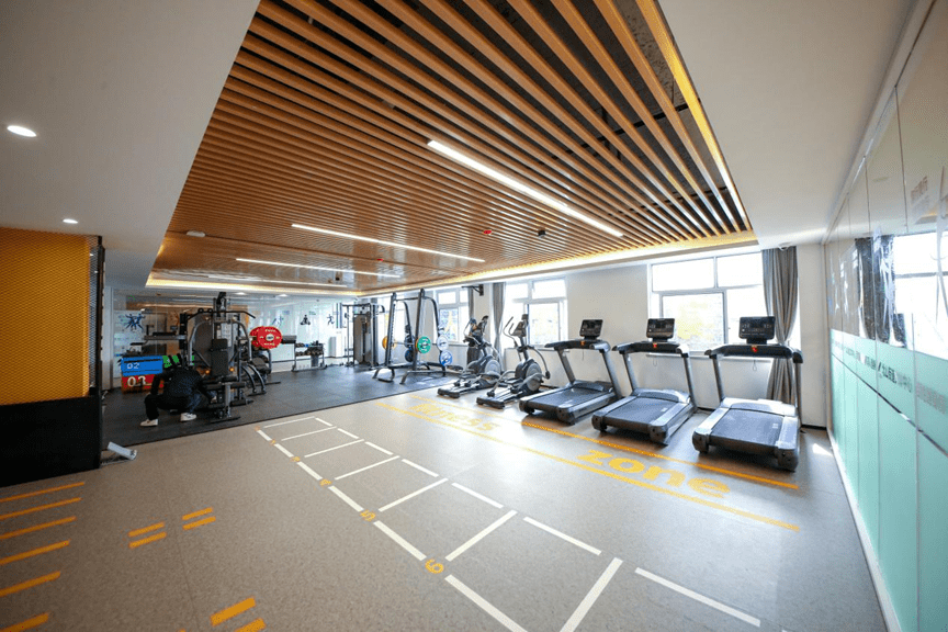 *ST交投：联合预中标巧家县全民健身中心建设项目