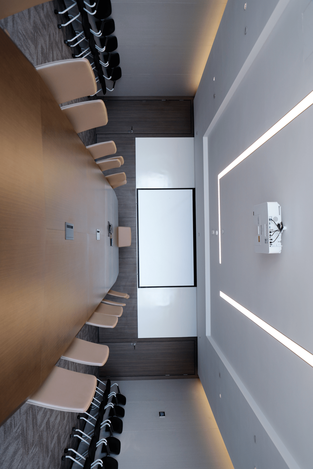 杰恩设计：AI系统LINKSTONE系杰恩建筑自研系统，公司已出售杰恩建筑100%股权