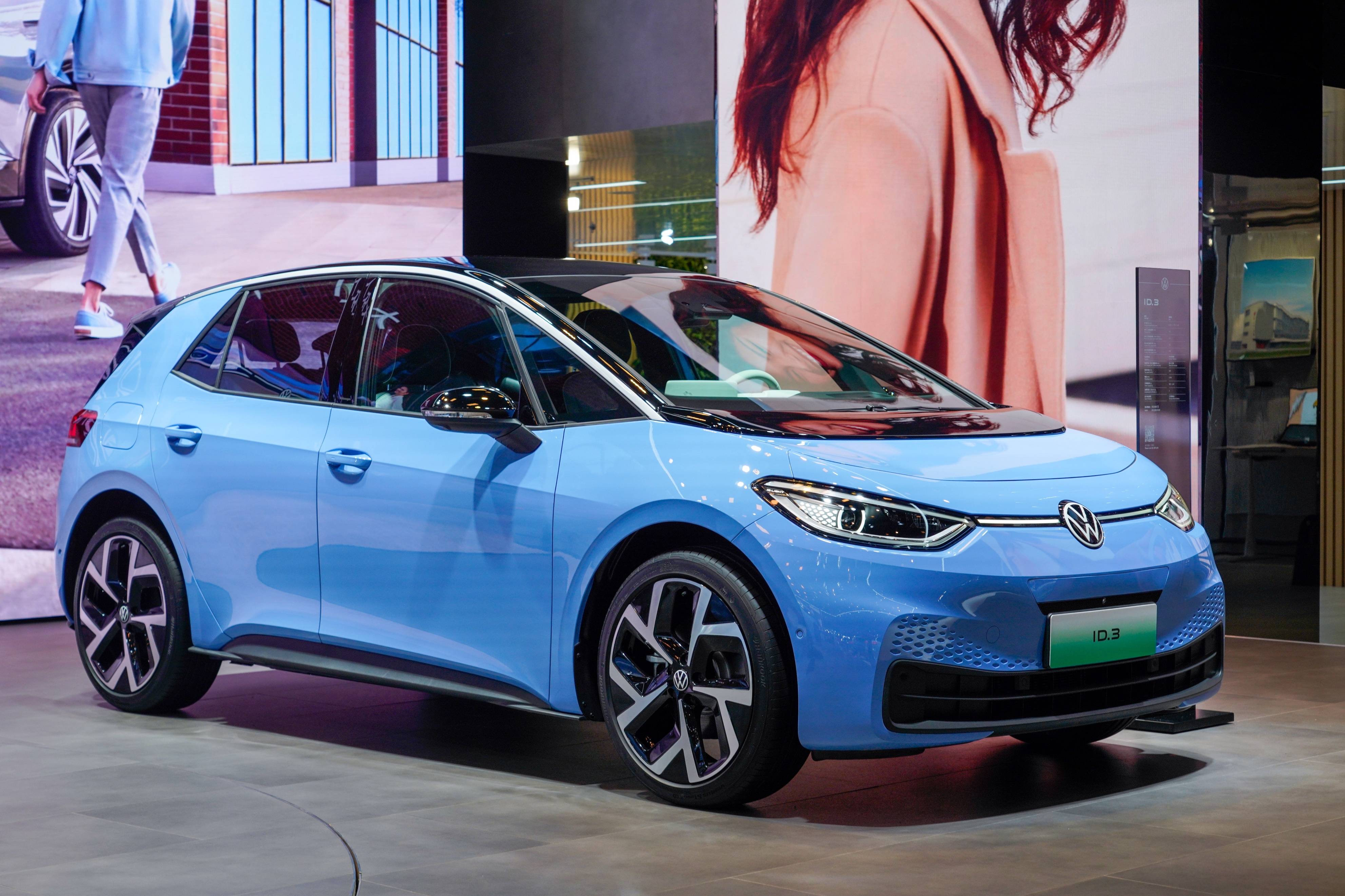 吉利汽车(00175.HK)1月21日回购3962.09万港元，已连续3日回购