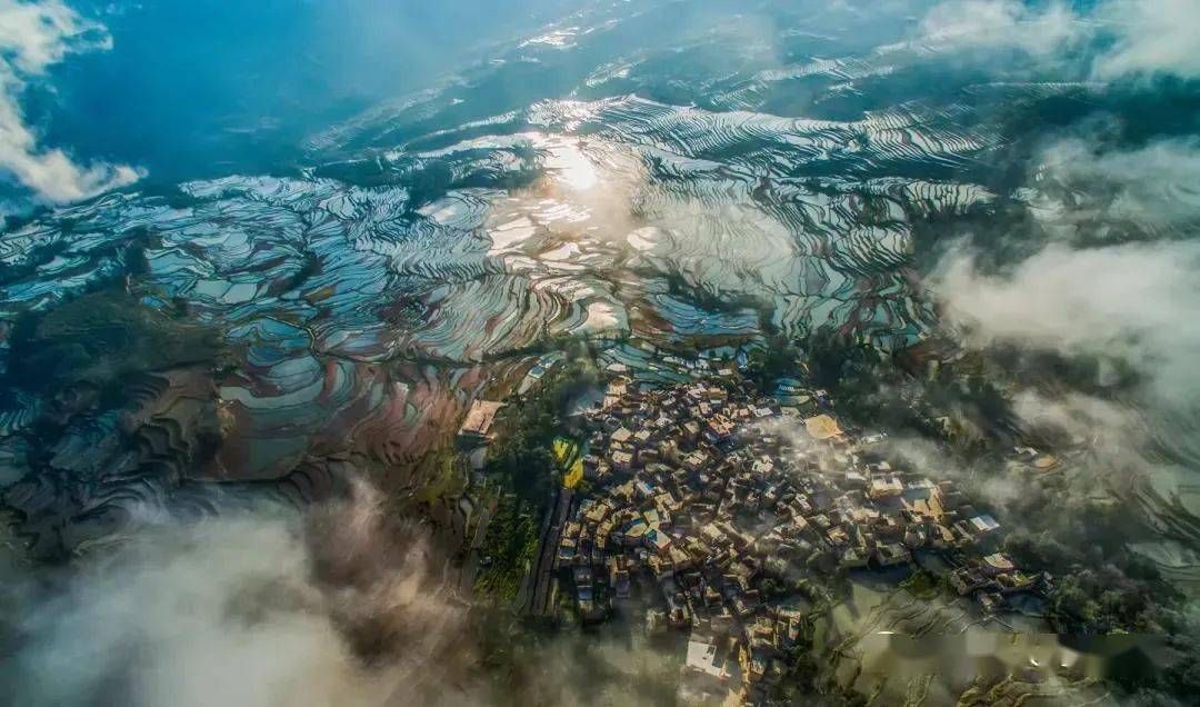 2025年云南红河州GDP迈上3000亿元台阶