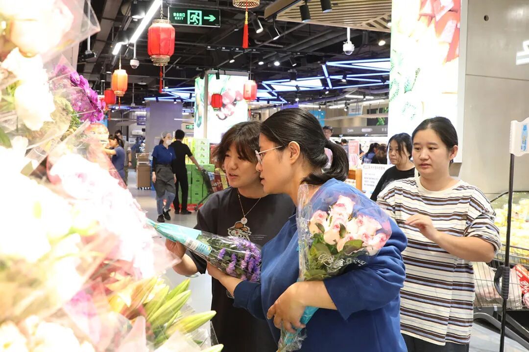 (神州写真)从大型展会走进市井日常 非洲好物融入中国年