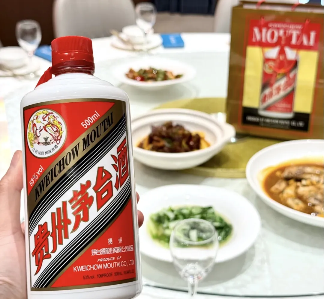 茅台价格四天上演“过山车”，酒商直呼看不懂