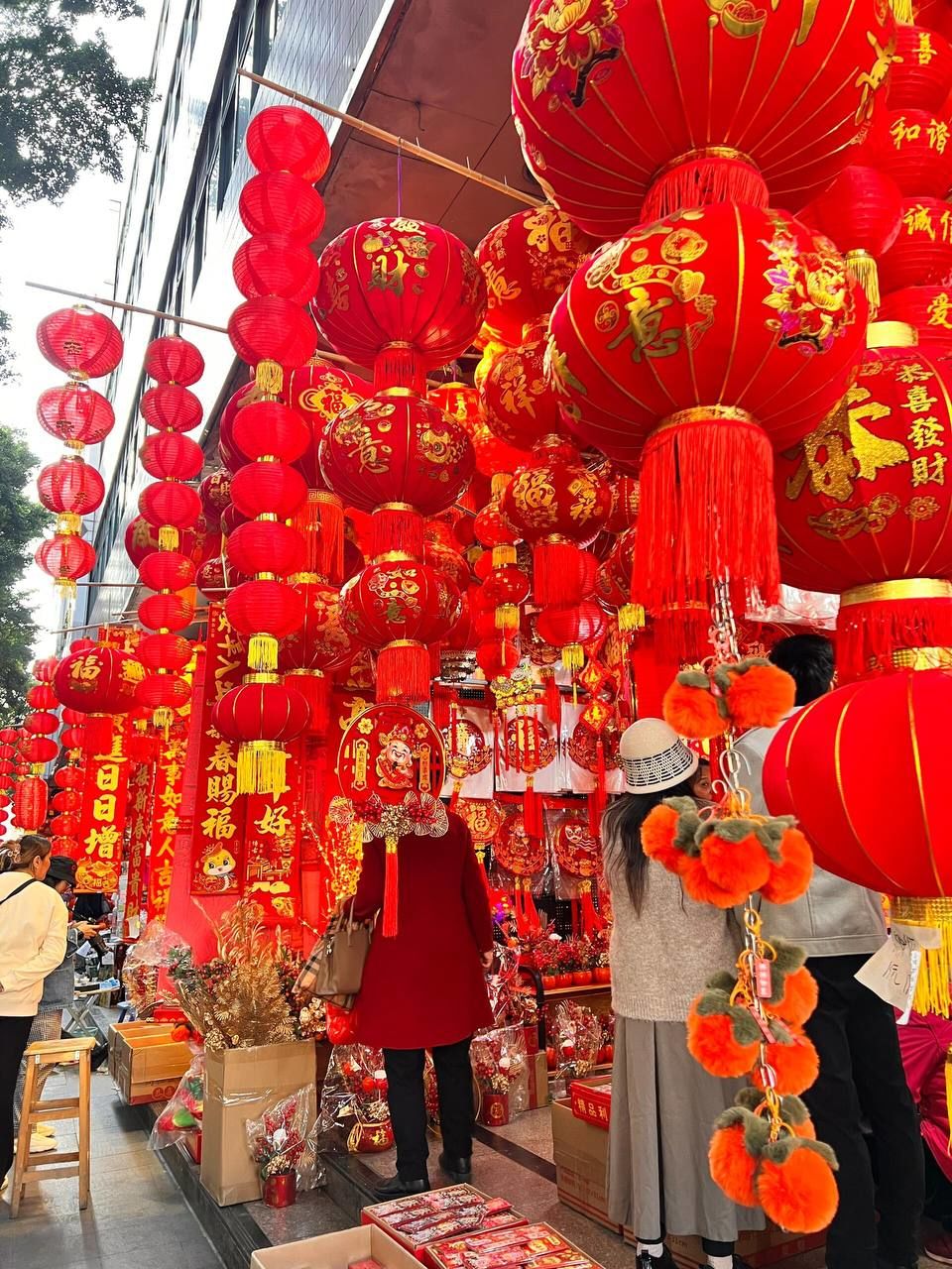 探访四川年货节：世界风情汇入中国年味