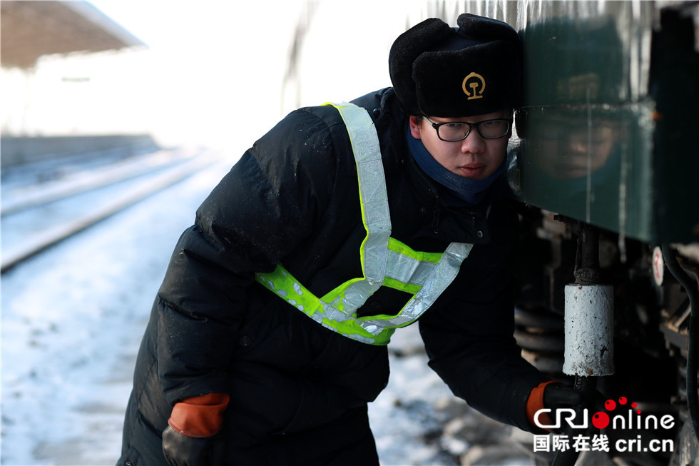 （新春走基层）铁路特级技师的“春运时间”