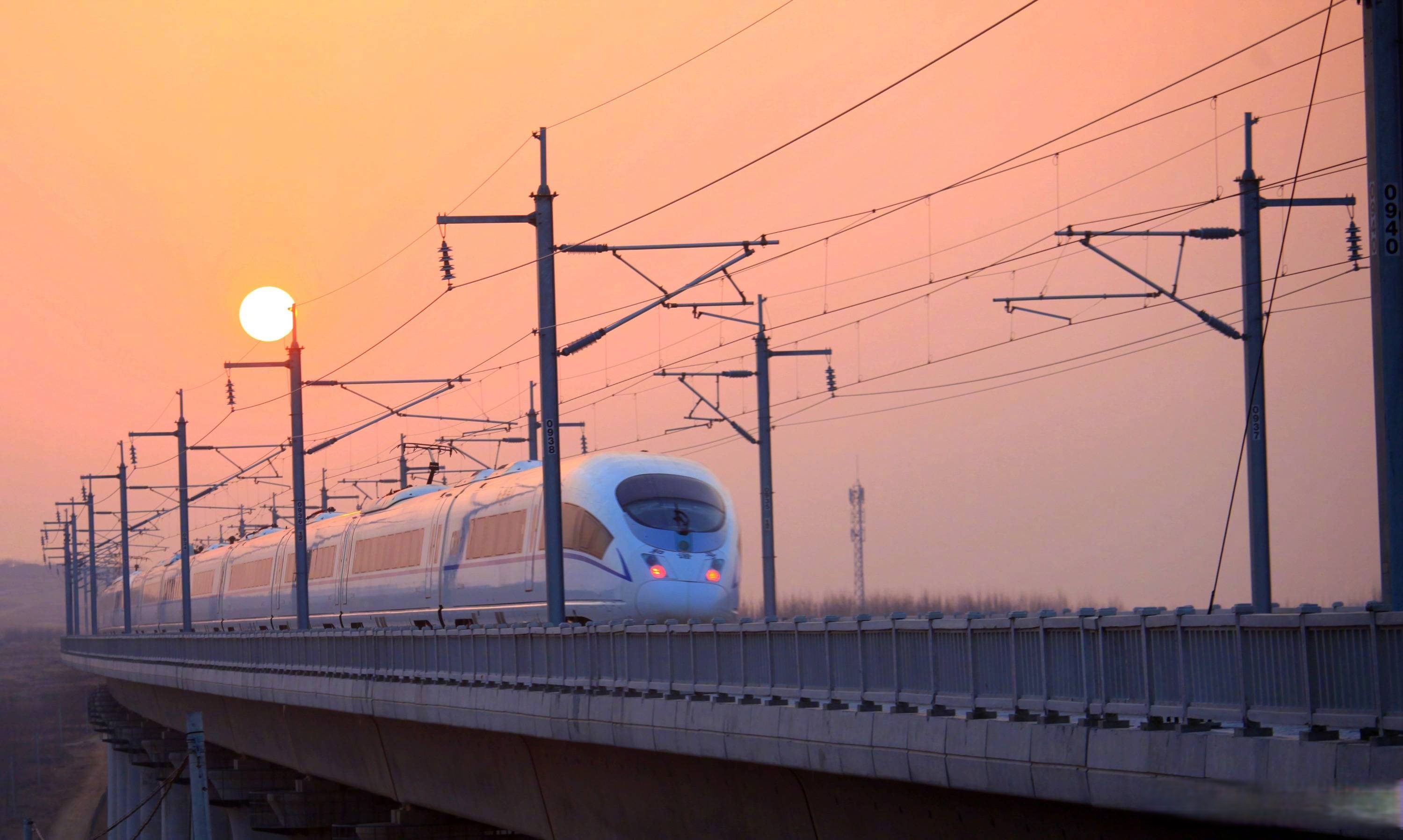 1月中国铁路固定资产投资同比增长5.5%