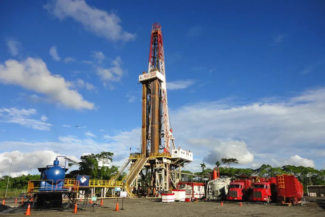 中国石油获得发明专利授权：“一种长稳斜段复合钻进提速方法及提速系统”