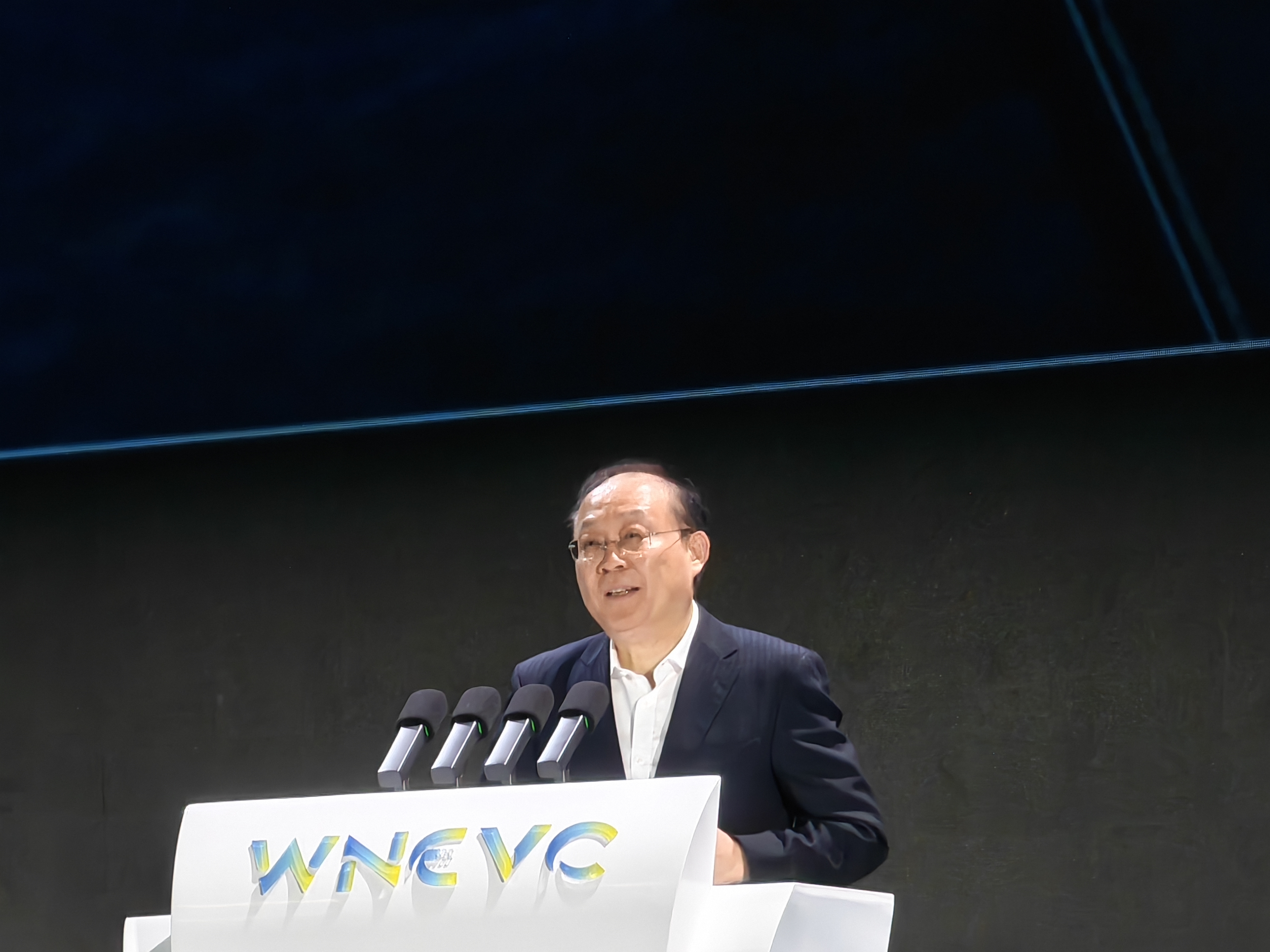 零下50度仍续航！我国科学家实现高比能锂电池新突破